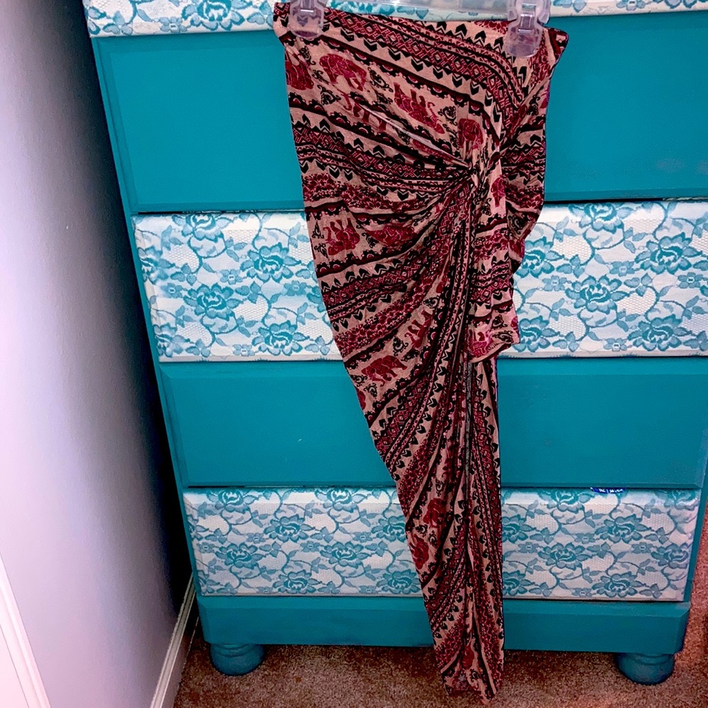 women’s skirt